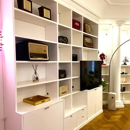 Vatican Modern Art Apartment *