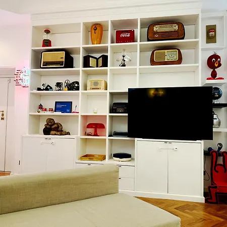 Vatican Modern Art Apartment