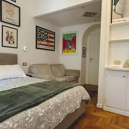 Vatican Modern Art Apartment *